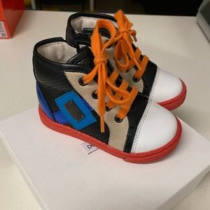 KIDS DOLCE & GABBANA Sneakers size 20 (US 5)